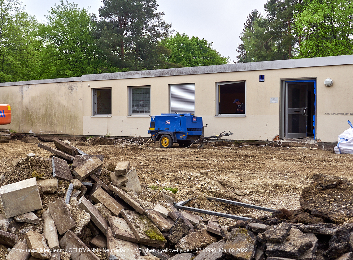 09.05.2022 - Baustelle am Haus für Kinder in Neuperlach